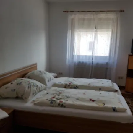 ホテル Zum Lahnfelsen Gräveneck