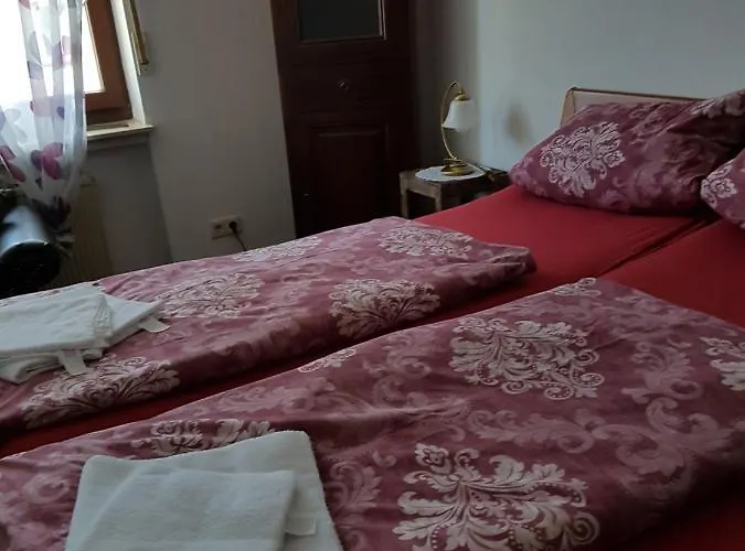 Zum Lahnfelsen Hotel Gräveneck